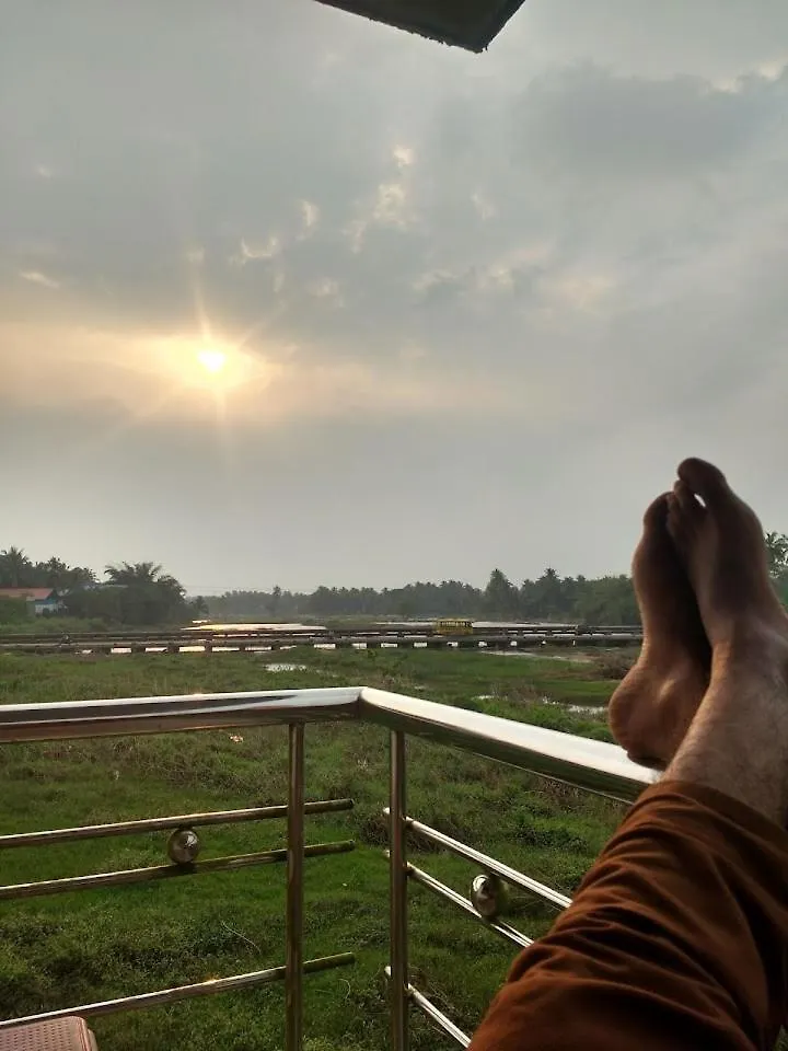 Aneys River View Home Stay & Resort Palakkad